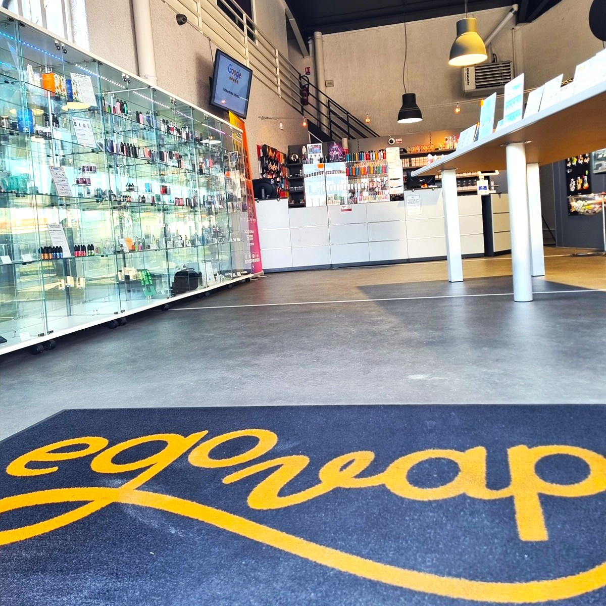 Plus-grand-magasin-de-vape-à-Toulouse-vape-shop-egovap